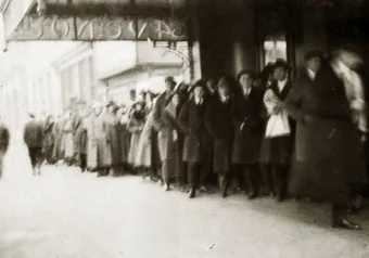 Line up for tickets to Players' Club spring play circa 1921