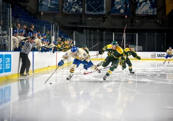 Men's Hockey