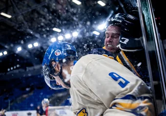 hockey_mens_pronghorns_ubc_kosta.jpg