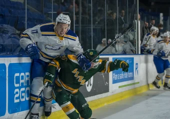 Mens hockey against Alberta, UBC #17, 10 February 2018