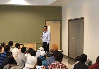 Santa Ono at a gathering of Muslim students