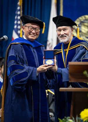 Dr. San Ling Ph.D. '90 receives the Haas International Award for 2025