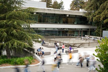 Image of students walking outside of Moffitt Library