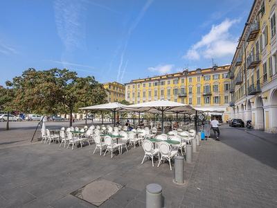 Terrasse of Le Napoleon Brasserie in Nice