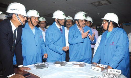 Steel Minister reviews performance of Bokaro Steel Plant 