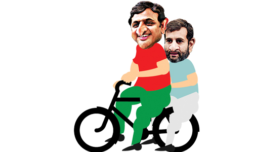 Akhilesh double-rides cycle with Rahul; to sunshine or sunset