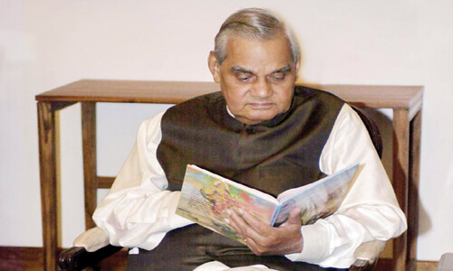 Model Vajpayee