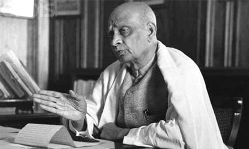 What was the Name of Sardar Patel’s Father?