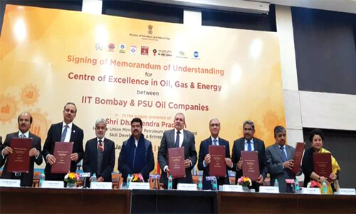 MoU between IIT Bombay & PSU Oil Companies for “Centre of Excellence in Oil, Gas & Energy”