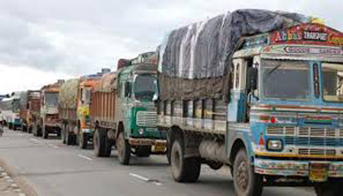 Don't detain vehicles carrying essential, non-essential items: Govt to States, UTs