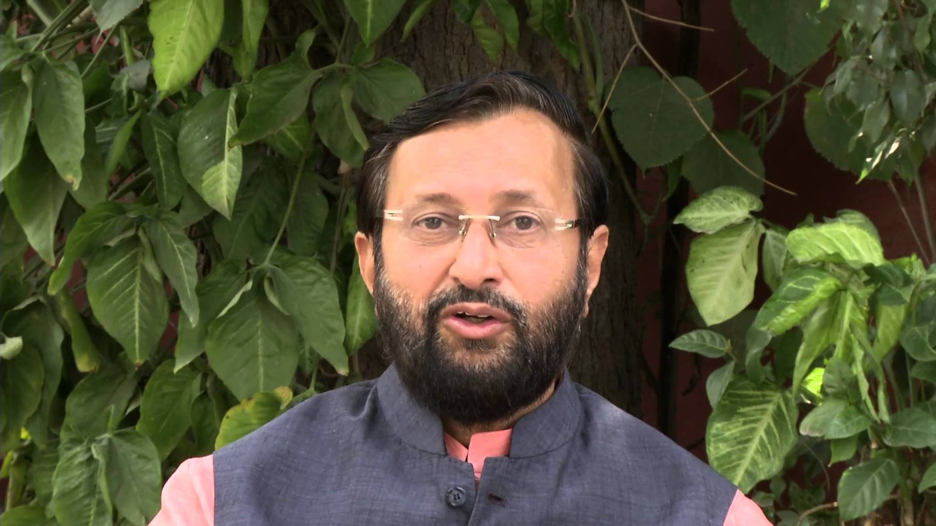 Prakash Javadekar hits out at Congress for playing politics on COVID-19