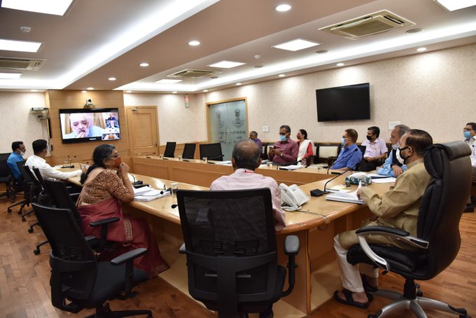 Union Minister holds meeting with Film Industry representatives