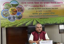 Agriculture Minister stresses on need to reduce dependence on imports