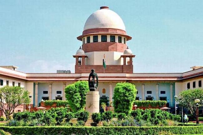 SC stays reservation for Marathas in govt jobs & educational institutions