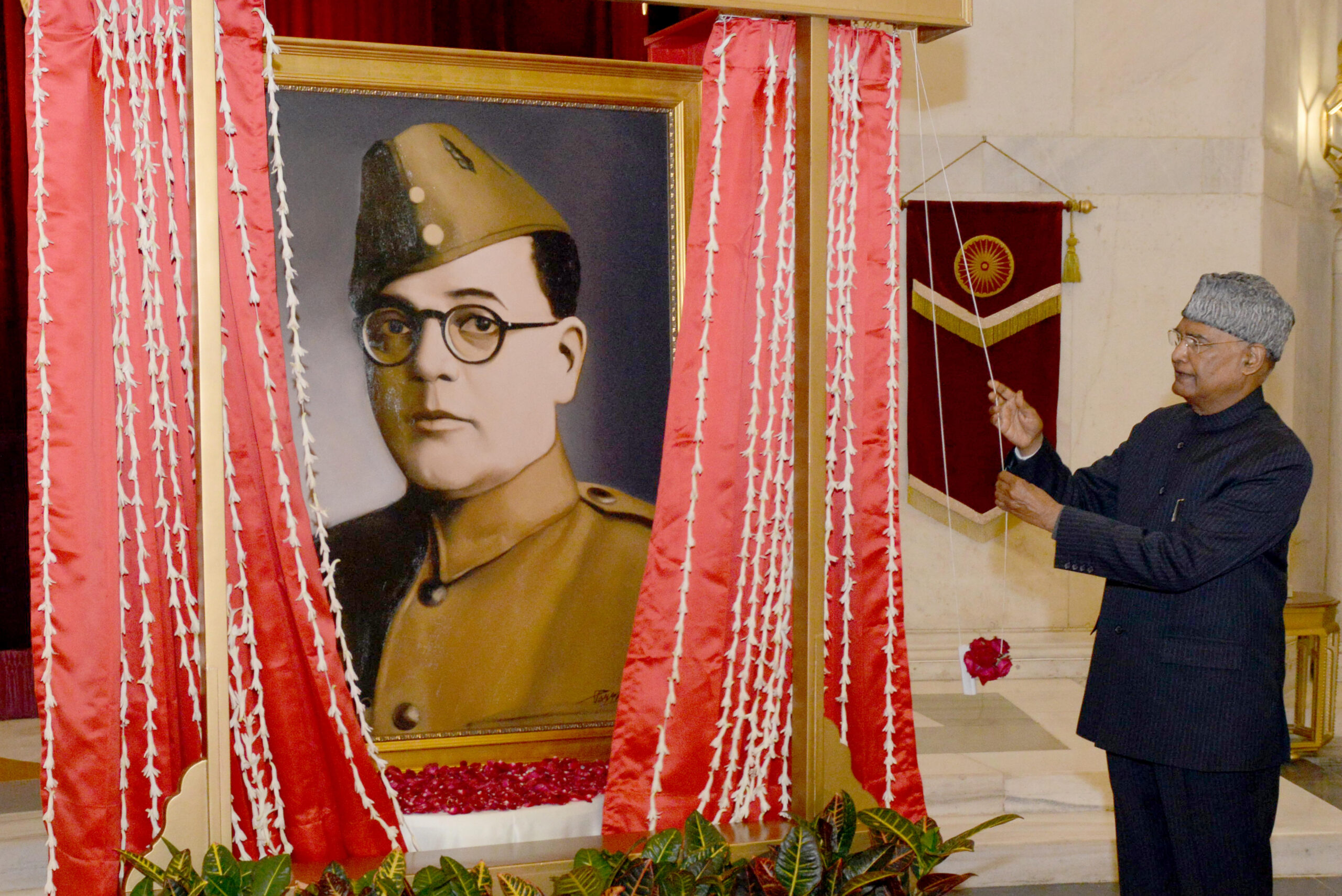 President of India Unveils A Portrait of Netaji Subhas Chandra Boseb to Commemorate 125th Birth Anniversary Year of Netaji