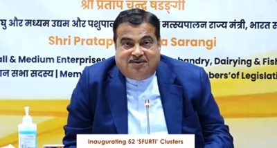 Nitin Gadkari inaugurates 50 artisan-based SFURTI clusters