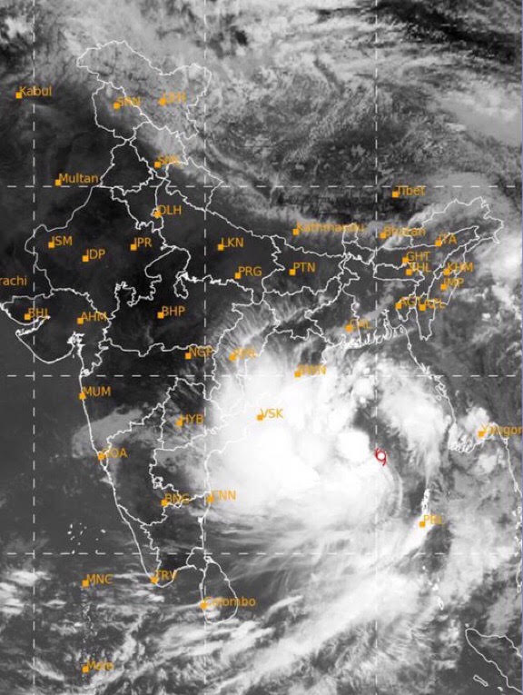 Deep Depression over Bay of Bengal intensified into Cyclonic Storm #Yaas and is very likely to intensify further into a Severe Cyclonic Storm during next 24 hours. It is very likely to cross north Odisha-West Bengal coasts between Paradip and Sagar islands around noon of 26th May