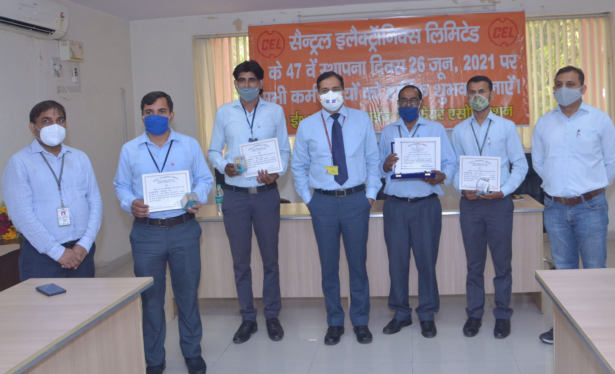 Chairman and MD, CEL, felicitated company employees