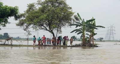 Bihar: Flood situation turns grim in Gangetic basin of state