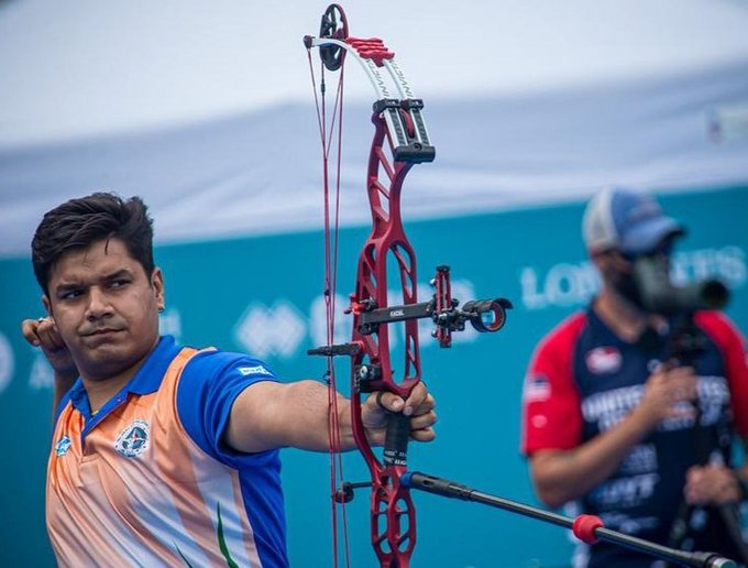 World Archery Championships 2021, Yankton USA: Indian  @archer_abhishek comes up in the Top 8 of the Compound Men's Archery. He will face Mike Schloesser of the Netherlands in the Quarterfinal on 25th Sept.