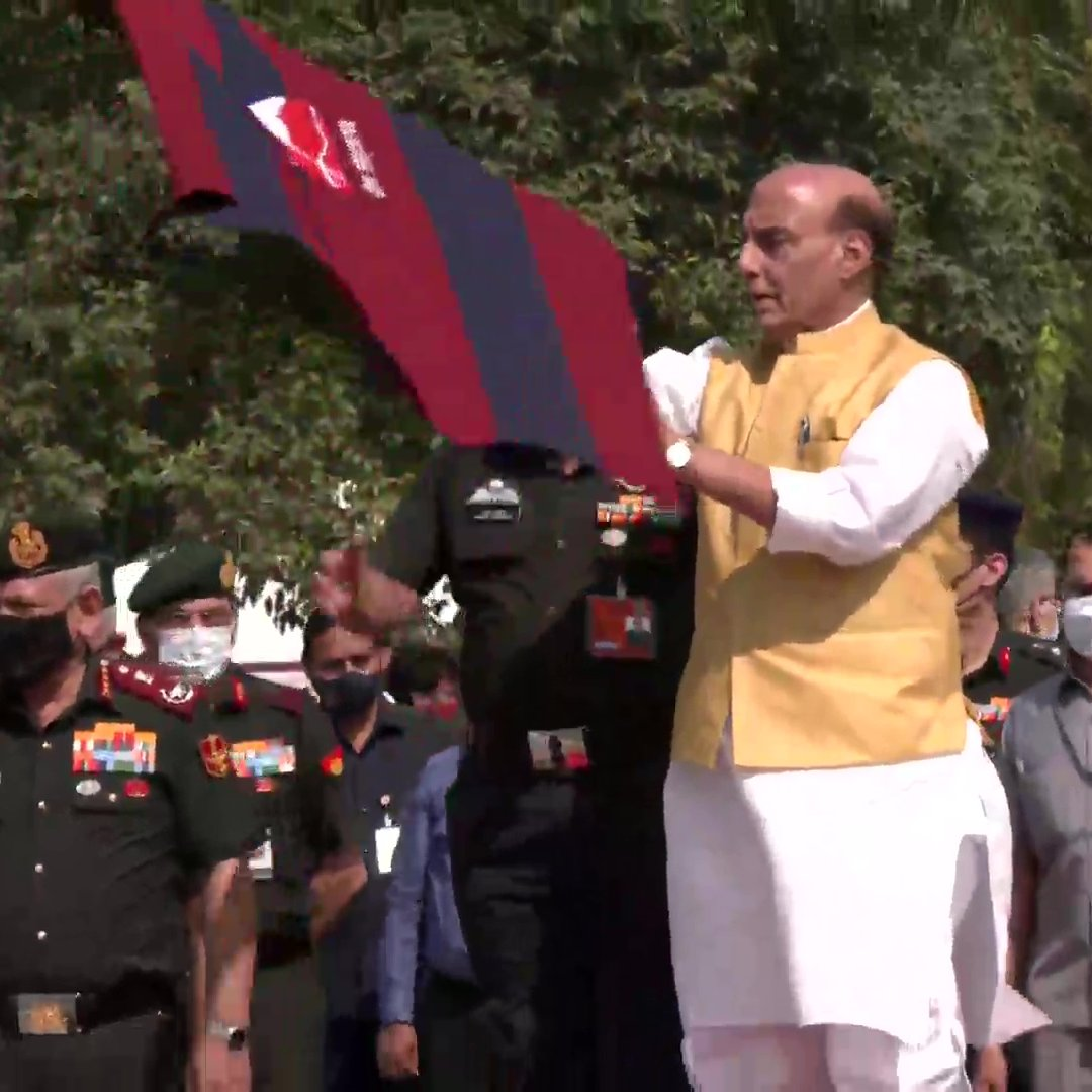 Delhi: Defence Minister Rajnath Singh flagged off Border Roads Organisation (BRO) motorcycle expedition.