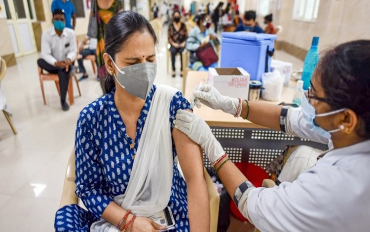 Uttar Pradesh becomes first state to fully vaccinate 3 crore people against Coronavirus