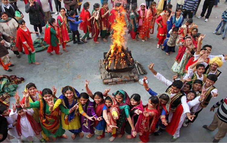 Lohri being celebrated today; President Kovind greets citizens on the occasion