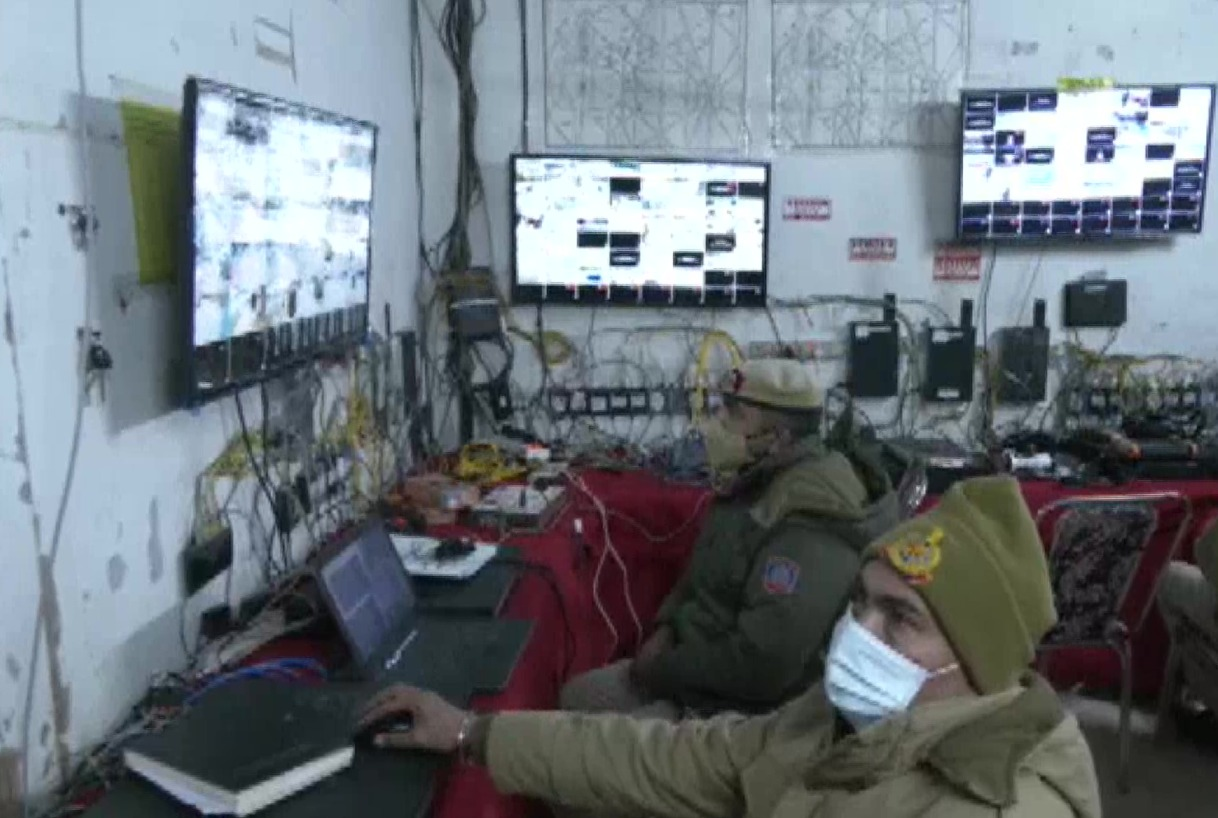 Delhi Police has installed Facial Recognition Systems (FRS), CCTV cameras to strengthen security in view of #RepublicDay.