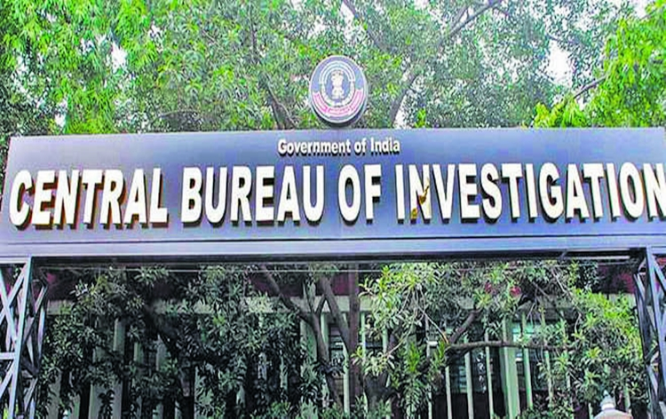 CBI issues lookout notice against Former ABG Shipyard CMD and eight others