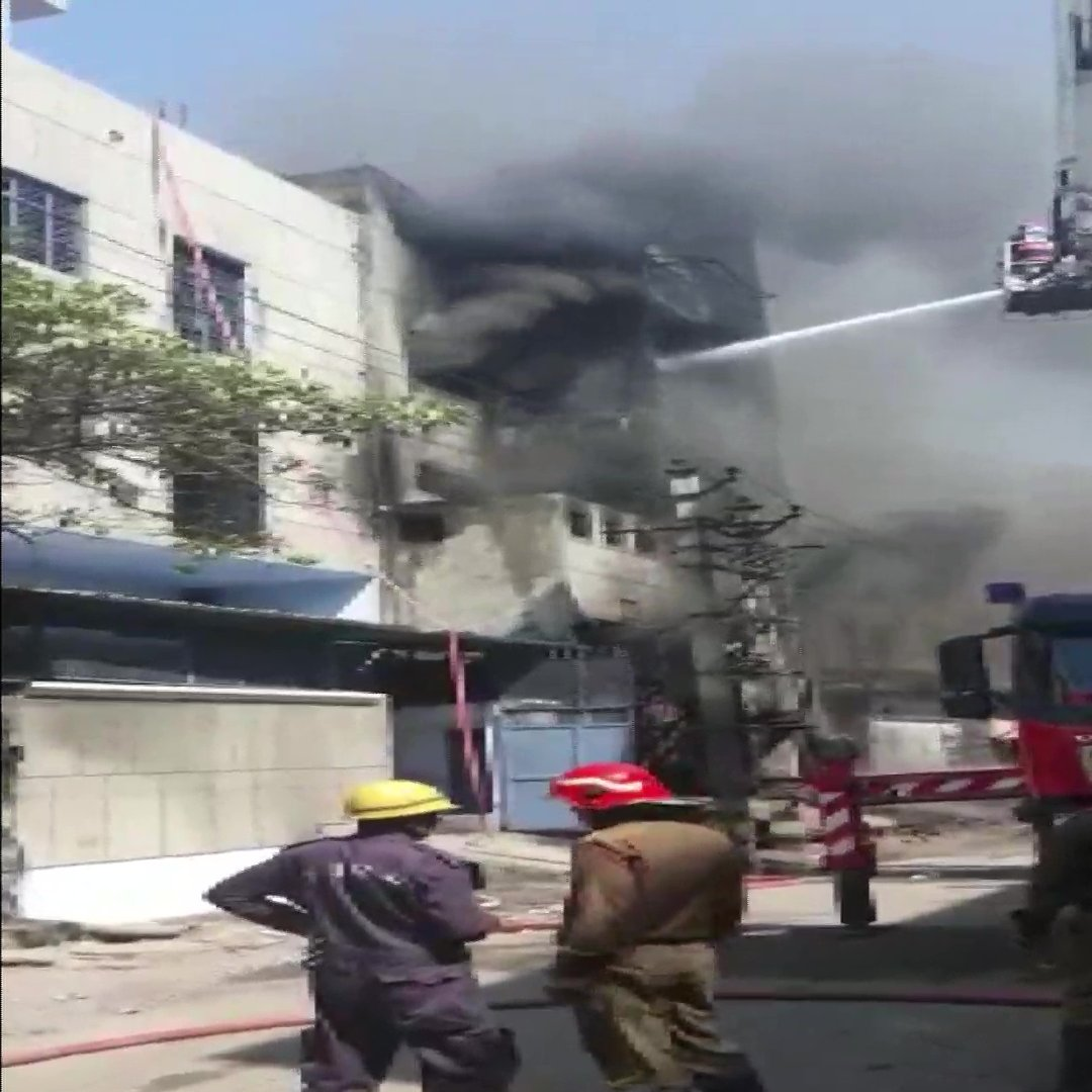 Delhi | Fire broke out at a plastic manufacturing factory in Narela area earlier today, 22 fire tenders are present at the spot. No injuries or casualties reported.