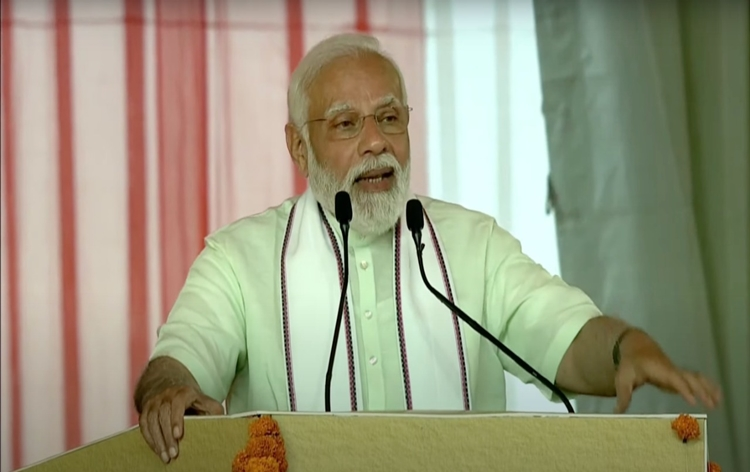 PM Modi calls for fulfilling Bapu's dream of rural development and self-reliant villages