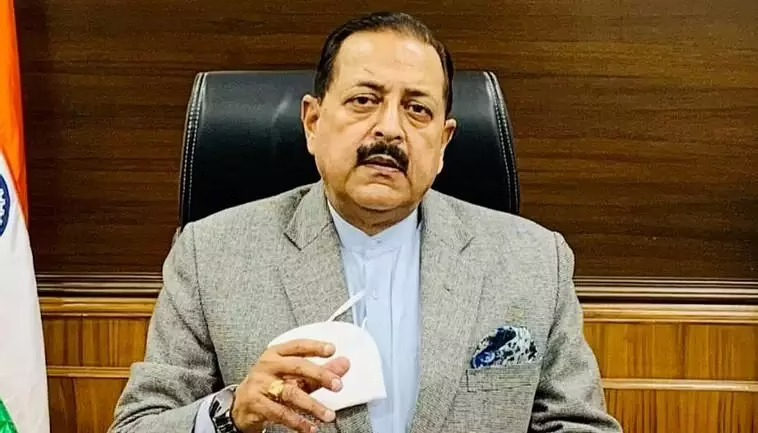 PM Modi unlocked Space sector & scope for private players was created. We've established space-tech centres in other parts of the country. VC has approved to keep the name of the space centre in Jammu on Satish Dhawan. He was from Jammu & was a real Dogra pride:MoS Jitendra Singh