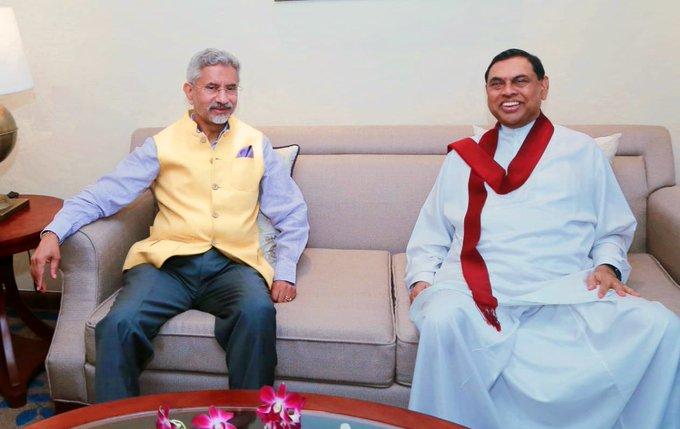 EAM  @DrSJaishankar  meets Finance Minister of Sri Lanka  @RealBRajapaksa . They discussed the economic situation and India’s supportive response.