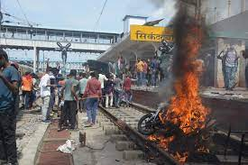 Telangana: Police arrested more than 100 protestors accused of involvement in arson at Secunderabad railway station, yesterday. Special teams formed to nab accused, search operation underway. FIR registered by Railway police against protestors who torched vehicles: Sources