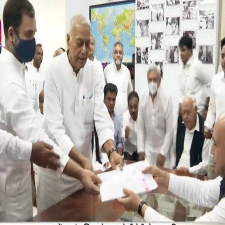 Opposition's Presidential polls candidate Yashwant Sinha files nomination.