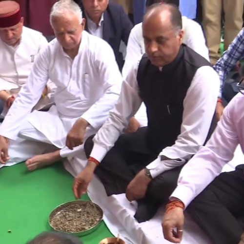 Himachal Pradesh CM Jairam Thakur performs pooja at the Sardar Patel University campus in Mandi, where he will be participating in the inauguration ceremony of the varsity.