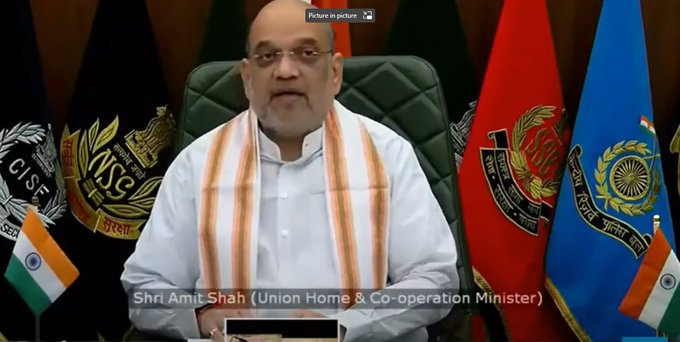 Union Home Minister  @AmitShah  unveils the Statue Of Peace of Swami Ramanujacharya in Srinagar, J&k.