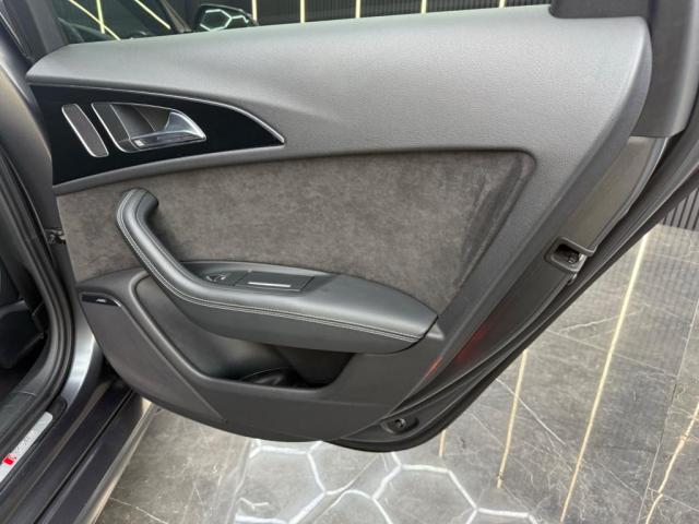 Audi RS6 TFSI V8 Quattro Auto
