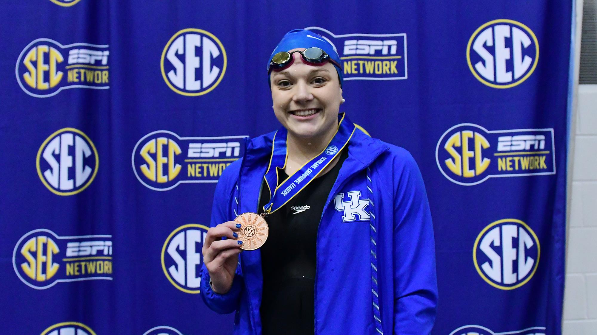 Kentucky swimming and diving