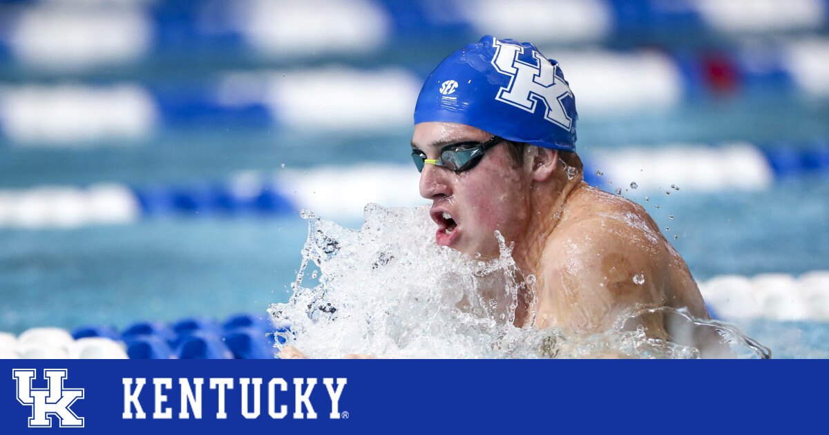 Kentucky Swimming &  Diving Beaten on the Road by Texas A&M