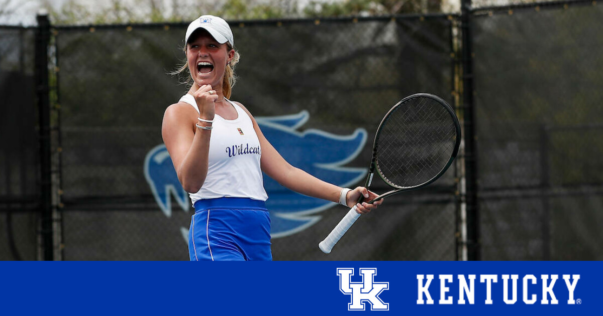 Ellie Eades Named to SEC Community Service Team