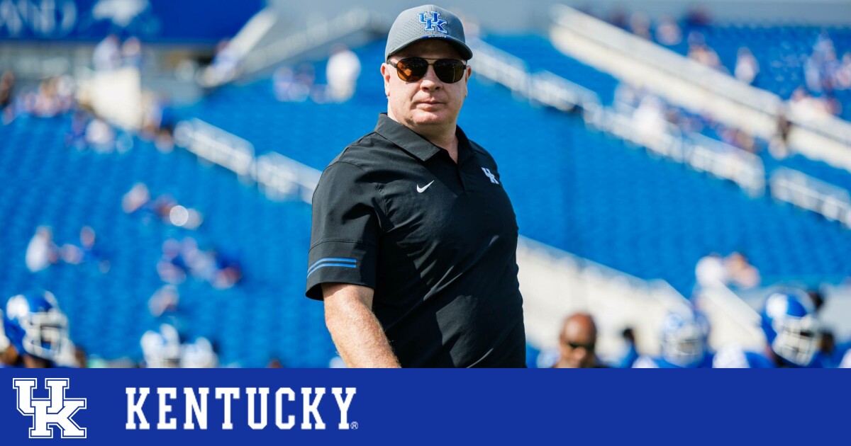 UK Coach Mark Stoops responds to 'basketball school' comments