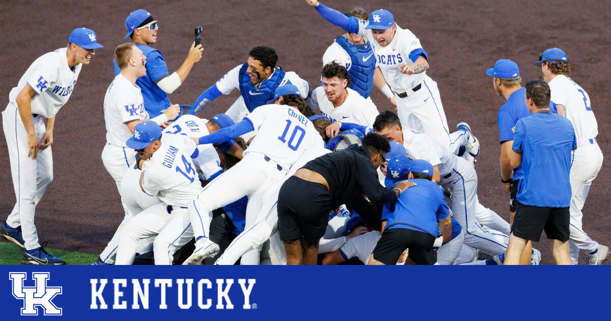 Super-b: Kentucky Delivers Magic Moment in Front of Record Crowd