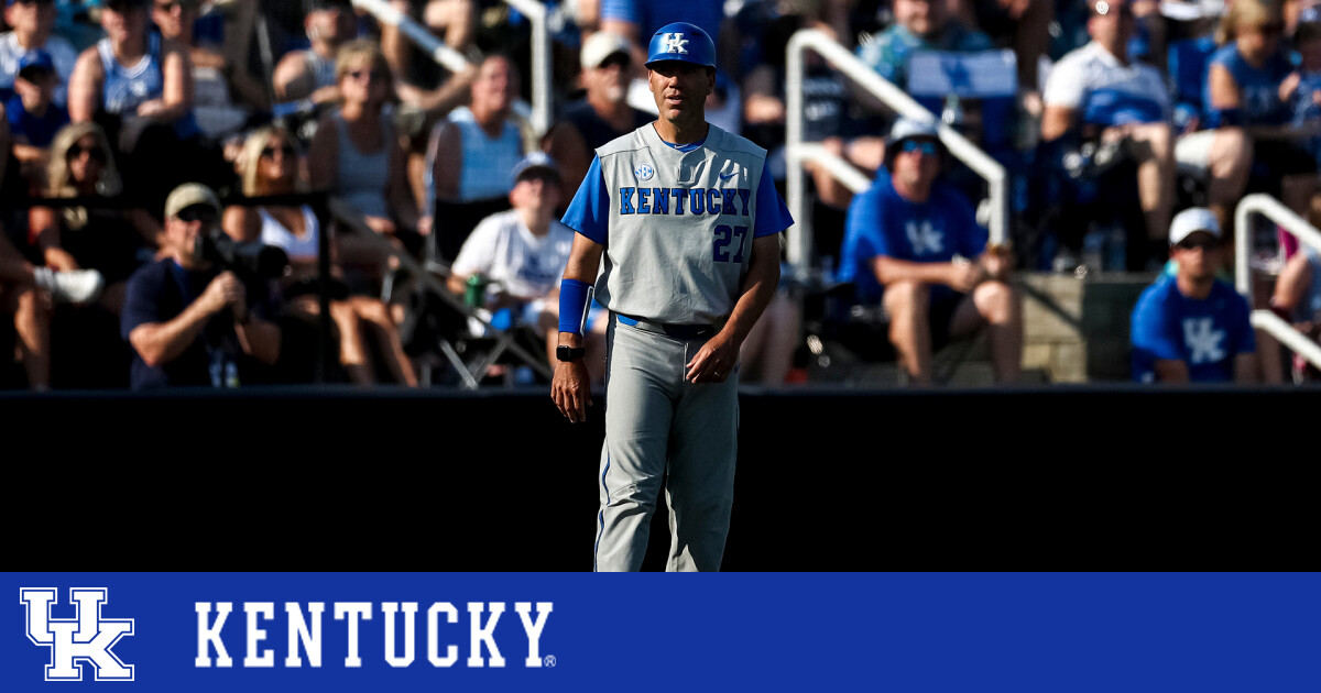 Nick Mingione leads Kentucky baseball to NCAA tourney