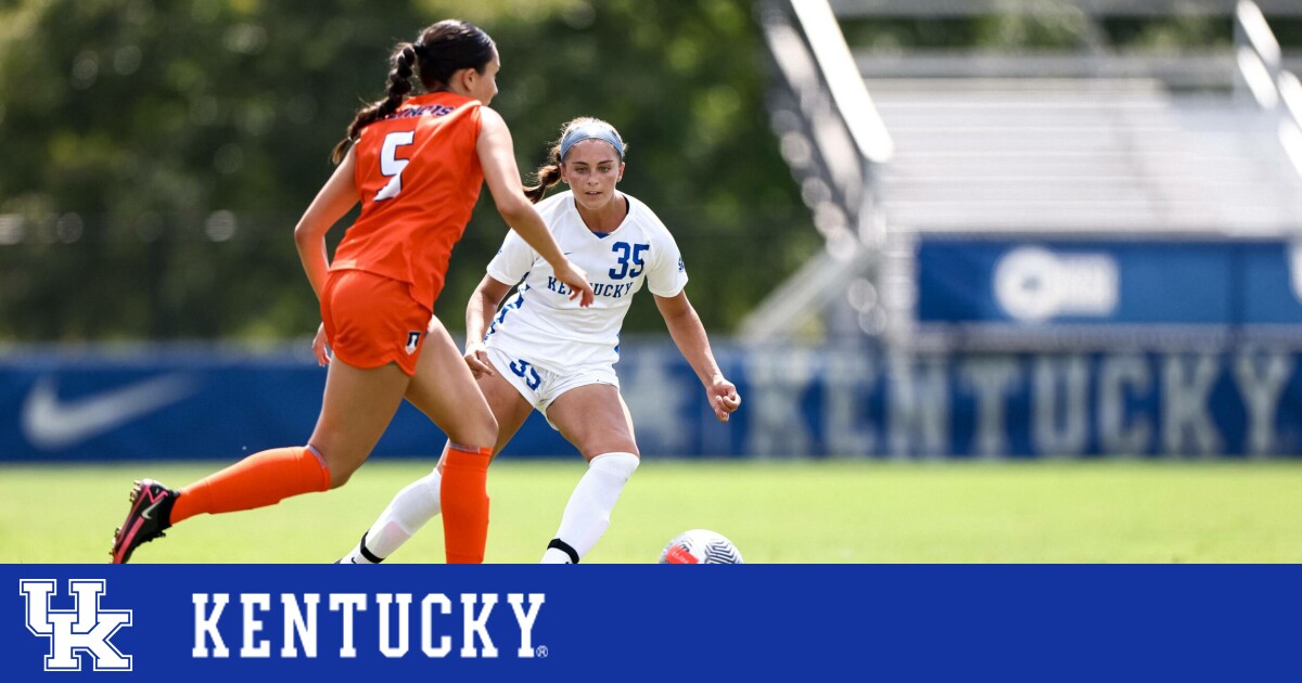 Freshman Tanner Strickland Creating her own Legacy at UK