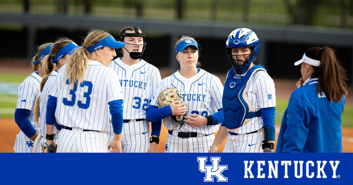 South Carolina Dominates Kentucky with 5-2 Victory in Series Opener