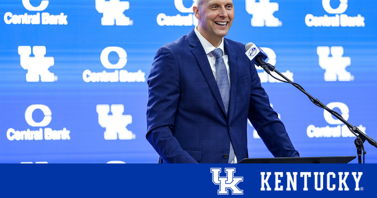 Mark Pope Introductory Press Conference – UK Athletics