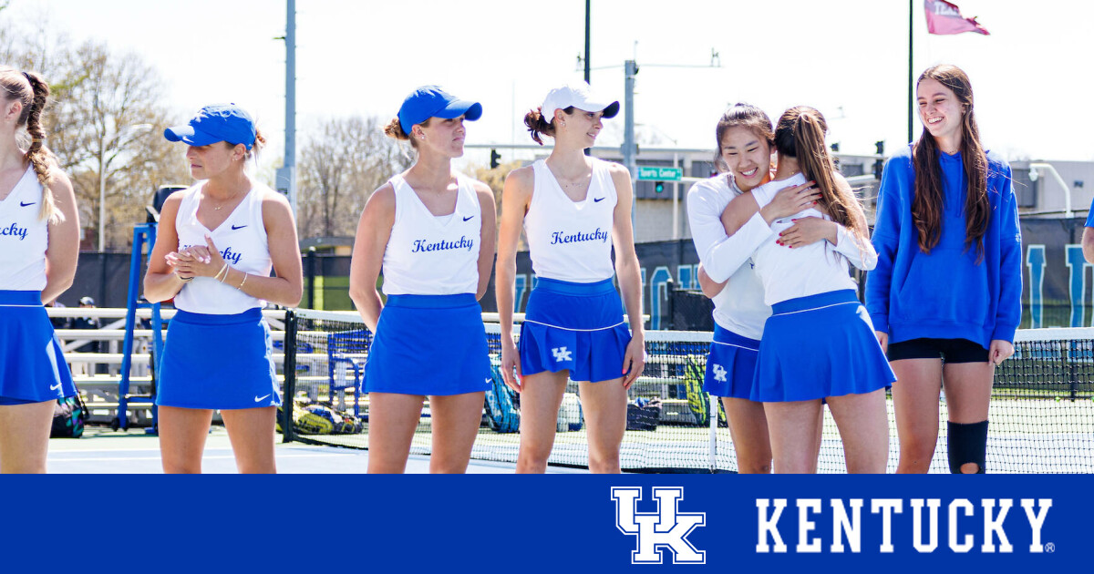 Women’s Tennis Poised to End Regular Season on the Road