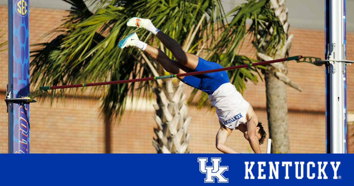 Wildcats Dominate Tom Jones Memorial Invitational with Keaton Daniel’s Pole Vault Win