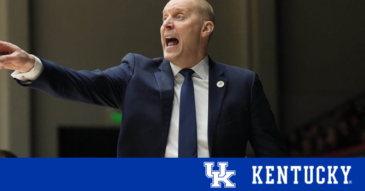 Mark Pope foi nomeado técnico-chefe de basquete masculino do Kentucky